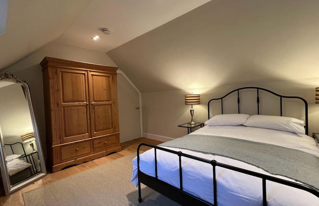 NEW 1BD Contemporary Home Upper Dunblane - Photo 3