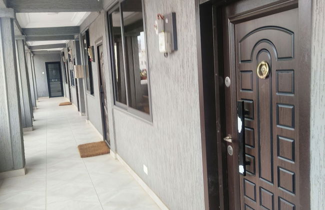 Peach City Apartments - Photo 1