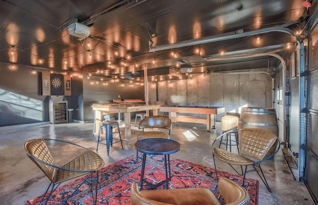 4bdgame Loungehot Tubdog Friendlyclose to AF Academy - Foto 30