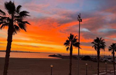 Apartamento con vistas al mar - Photo 9