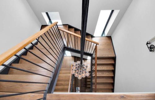 399- Luxury 6BR 5Baths Townhouse with Garage in Carroll - Foto 15