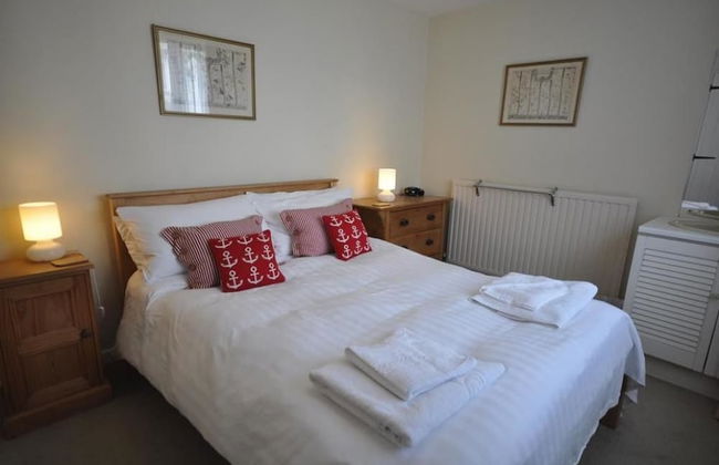 Green Door Rose - Photo 3