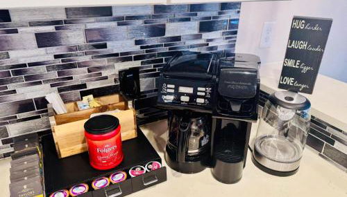 Winter Retreat 3b 3ba Huge backyard Mins from Downtown - Foto 5