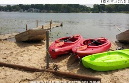 Airport Waterfront Cottage w transportation - Foto 30