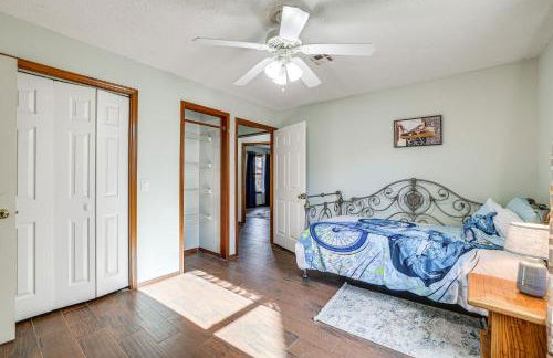 Rogers Vacation Home with Yard 5 Mi to Bentonville - Foto 24