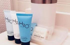 Tropical Oasis by the beach and shops, with pool - Foto 15