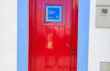 Azoka by the Sea- Centro Histórico de Peniche - Photo 17