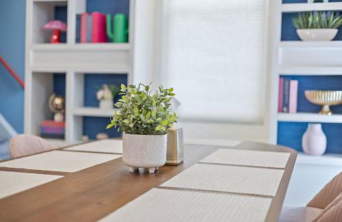 Stay & Play Indy- Indoor Fun - 5 Min to Downtown - Sleeps 10 - Arcade fun - Foto 45