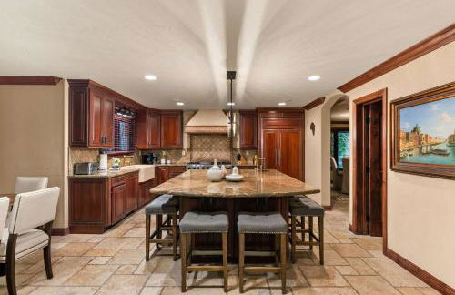 Grand Retreat Rooftop Bliss and Ocean Views - Foto 8