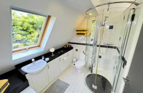 Luxury, private, secure self-contained Coach House, near Wythall and close to the NEC - Foto 20