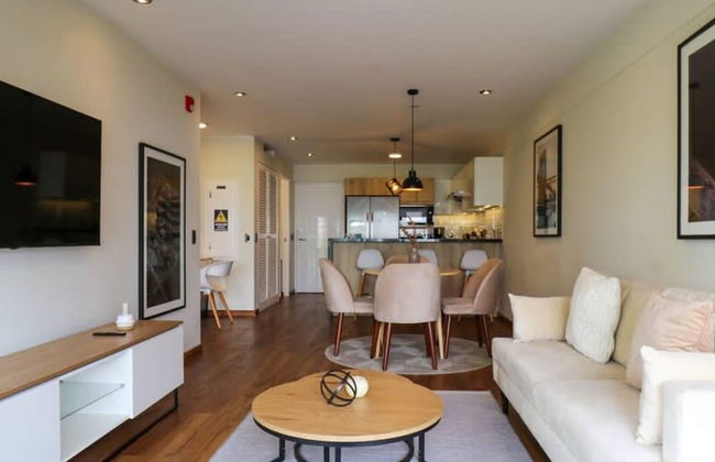 w Fascinating 1BR With Balcony in Miraflores - Photo 14