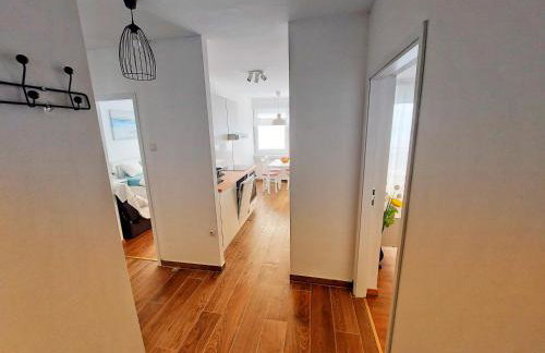 Sunflower Sky Apartment - Photo 8