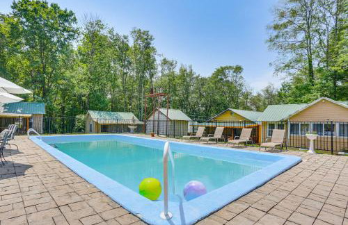 5 Mi to Marina and Raceways Mongaup Valley Retreat! - Foto 16