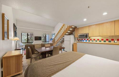 Palisades Tahoe Lodge Rentals Studio Loft #345 - Foto 4