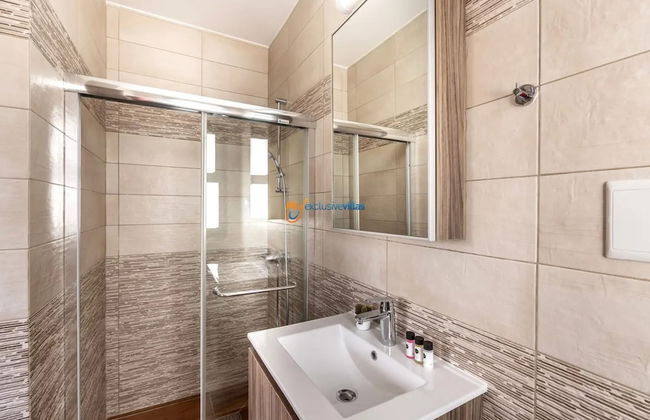 Ayia Napa Seafront Ionion Villa H5 - Photo 31