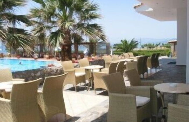 OASIS HOTEL KYPARISSIA - Photo 27