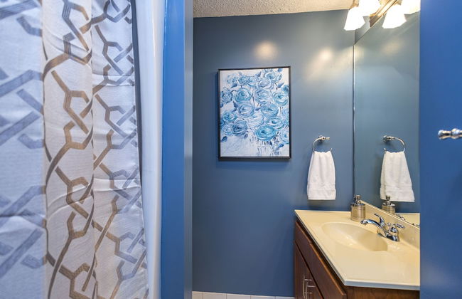 Grand Dream Vacation Home in Nashville 7+ beds! - Photo 31