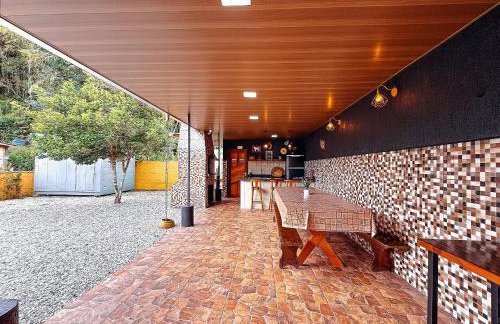 Casa espaçosa com churrasqueira - Foto 40