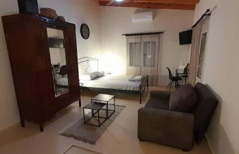 Ktima Rodies in Neochori Zacharo - Foto 1