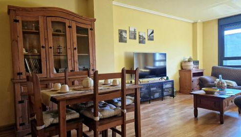 Apto con Garaje Admite Mascotas - Photo 3