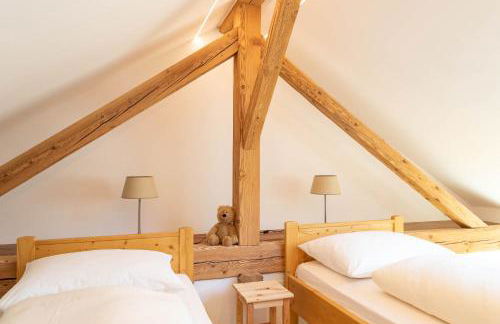 Kreuzwegerhof Nals - Historic Nature Stay with Pool near Meran & Bozen - Photo 34