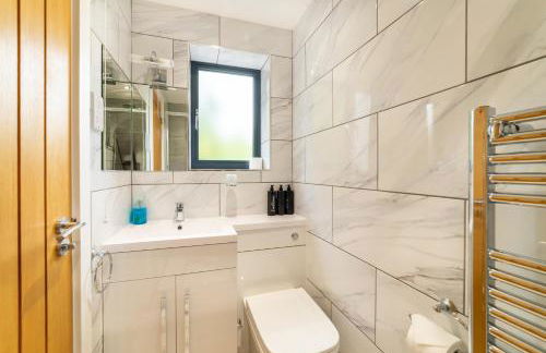 Gardd Y Llys Luxurious Family Retreat with amazing views - Foto 32