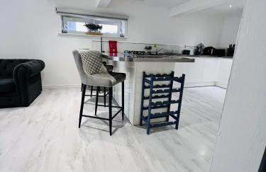 Unique Modern Studio Apartment - Foto 23