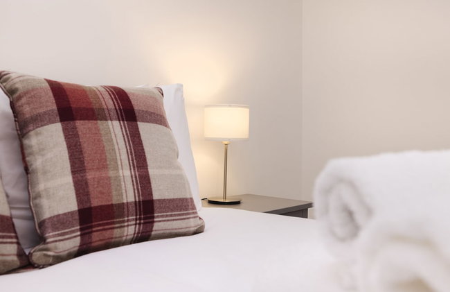 JOIVY Beautiful 2-Br Mews Home, Near Princes Street - Foto 33