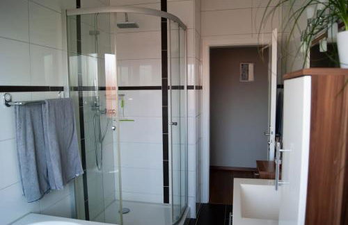 Schöne, große Wohnung mit 3 Betten - Foto 15