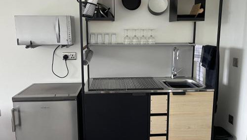 Studio apartment in Harefield - Photo 4