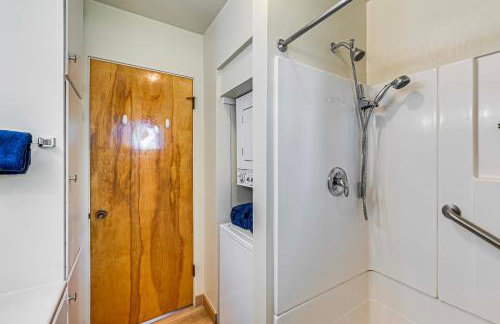 Walk to Flathead Lake Airy Home with Mtn Views! - Foto 14