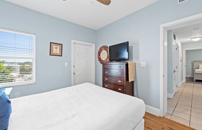 Laketown Wharf by Book That Condo - Foto 16