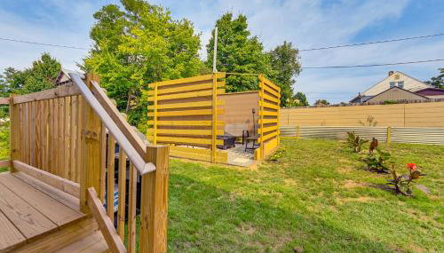 1 Mi to MGM Springfield: Cozy Winter Duplex! - Foto 1