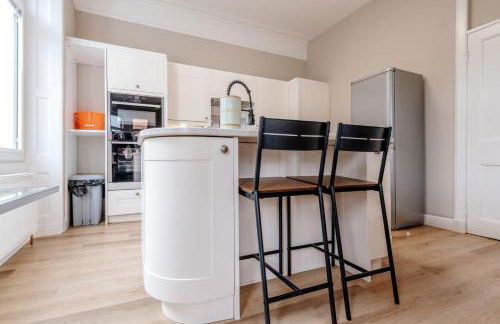 Classy private spacious flat - Foto 61