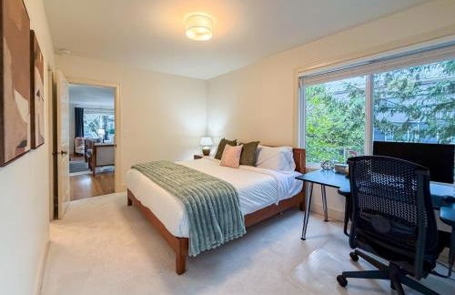 Charming Queen Anne Craftsman 4BR 2 Kitchens - Foto 50