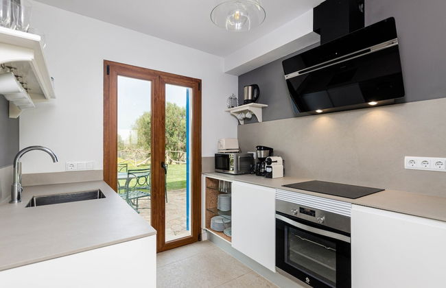 Villa With Saltwater Pool - Foto 14