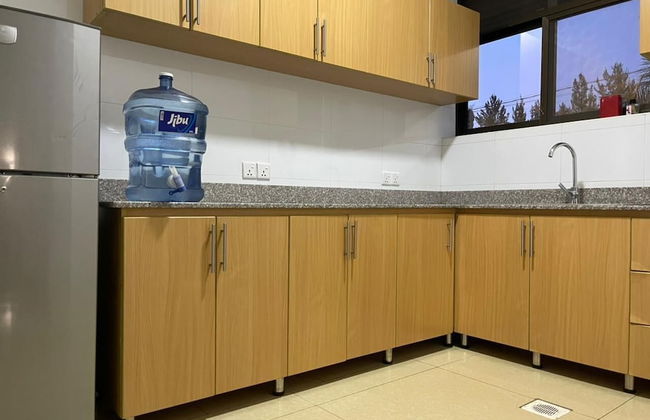 The Mugabi's Spacious Private Room - Foto 28