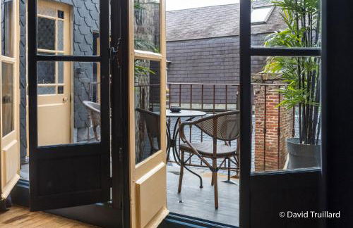 Suites Mana- Studio Art Ducal avec Terrasse sur l'arrière de la Place Ducale Parking inclus - Foto 14