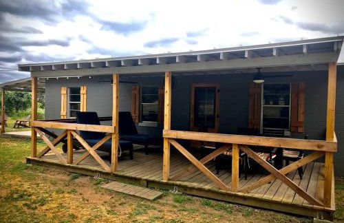 Creekside Cabin in Llano Ideal for a Weekend Getaway in Texas Hill Country - Foto 16