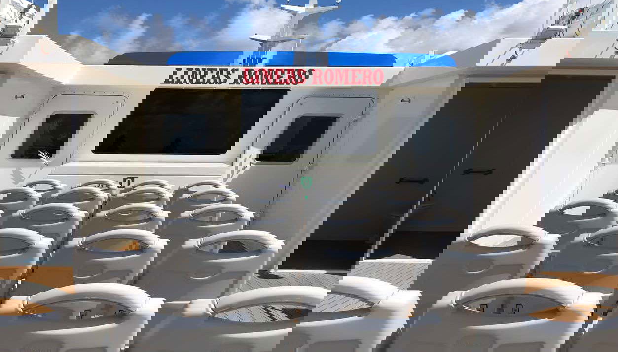 Ferry from Fuerteventura to Lanzarote - Foto 1