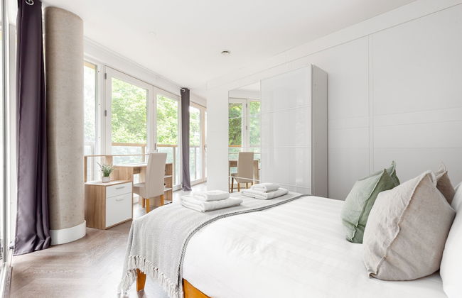 Luminous 2 Bed Balcony Flat in Islington - Foto 12