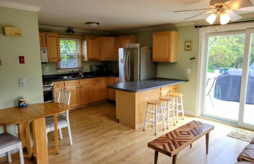 Charming 2 Bedroom Green Hill Beach Cottage - Foto 2