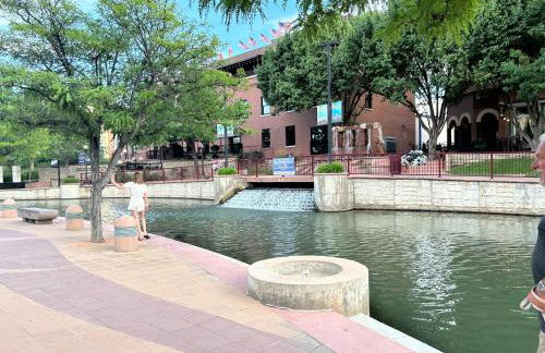 Step Back in Time - Photo 22