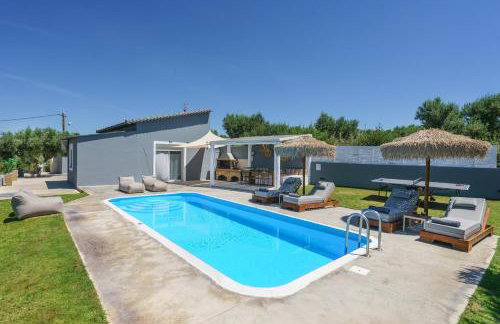 Gramvella Resort - Photo 7