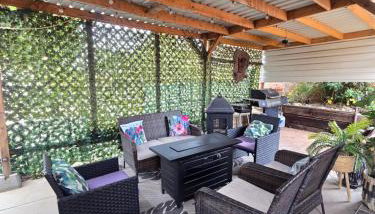 Desert Oasis With Hot Tub! - Photo 3