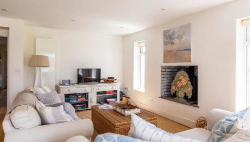 5 Bedroom Family Friendly Beach House - a skip to the water! - Foto 4