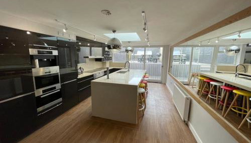 Hot Tub, Newly refurbished 4 bed, Dog friendly. - Foto 3