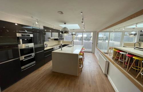 Hot Tub, Newly refurbished 4 bed, Dog friendly. - Foto 3