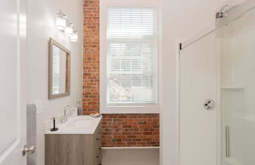 Jennifer's Riverfront Loft State House Views - Foto 22