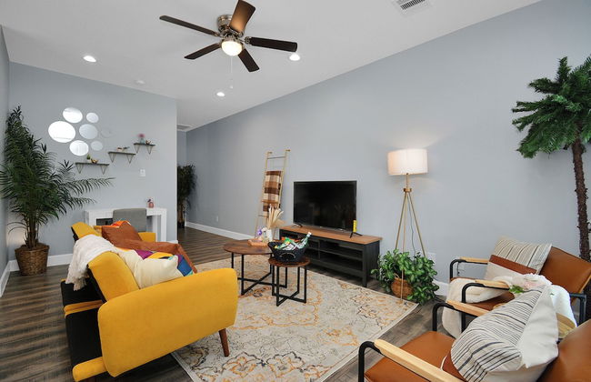 Cozy Retreat Near NRG Stadium, Free parking, Wi Fi - Foto 50